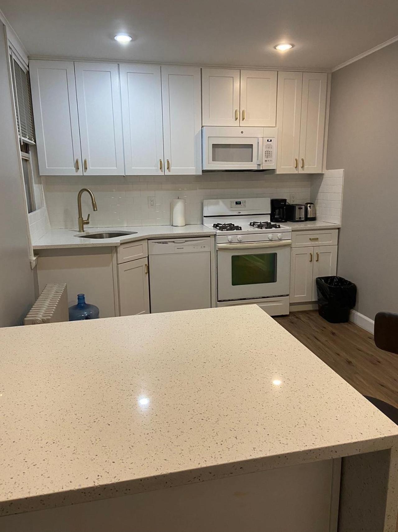 ניו יורק Cozy Apartments Woodside Near Manhattan מראה חיצוני תמונה